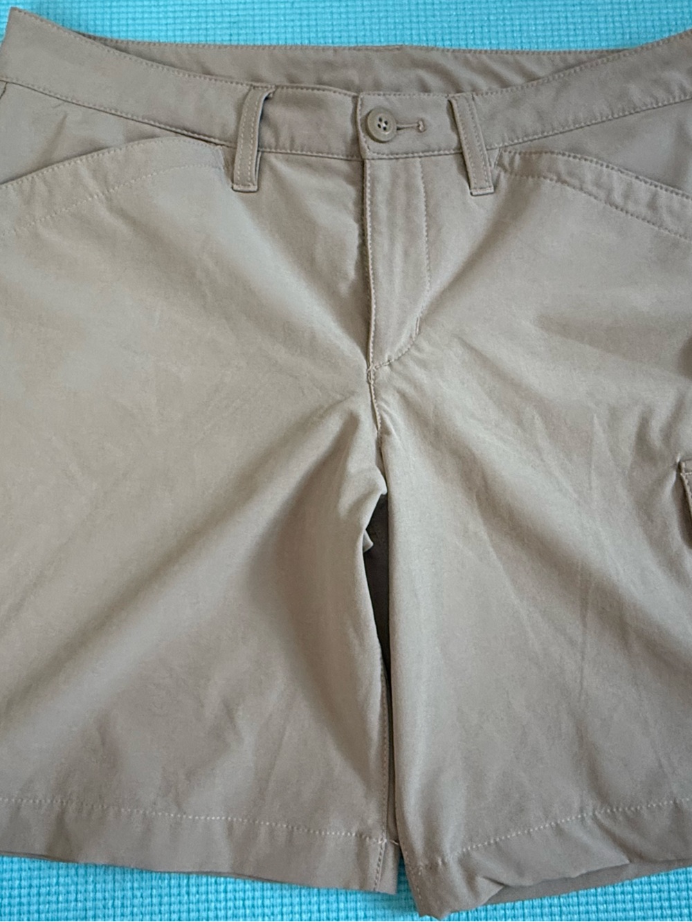 Eddie Bauer Quick dry Classic Tan Women's Shorts